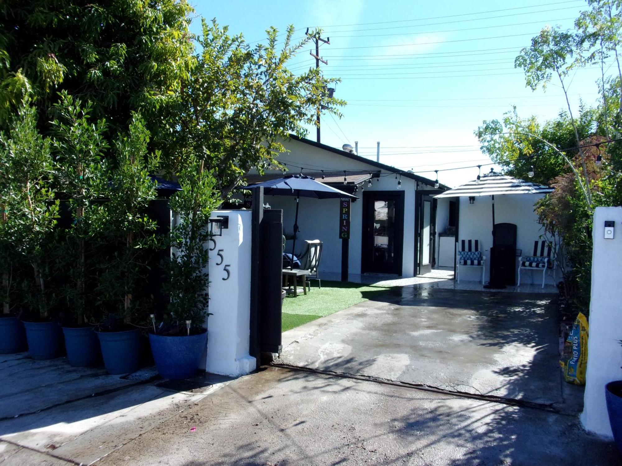 Updated Dwntwn 2Bd Twnhse W/Hot Tub& Private Patio Palm Springs Exterior photo